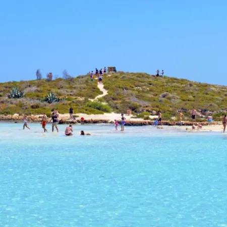 Villa The Complete Guide To Renting Your Exclusive Holiday In With Private Pool And Close To The Beach 1235