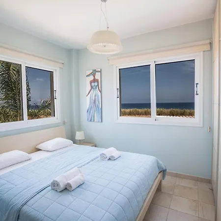 Villa The Complete Guide To Renting Your Exclusive Holiday In With Private Pool And Close To The Beach 1235 *