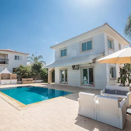 The Complete Guide To Renting Your Exclusive Holiday In With Private Pool And Close To The Beach 1235 Villa